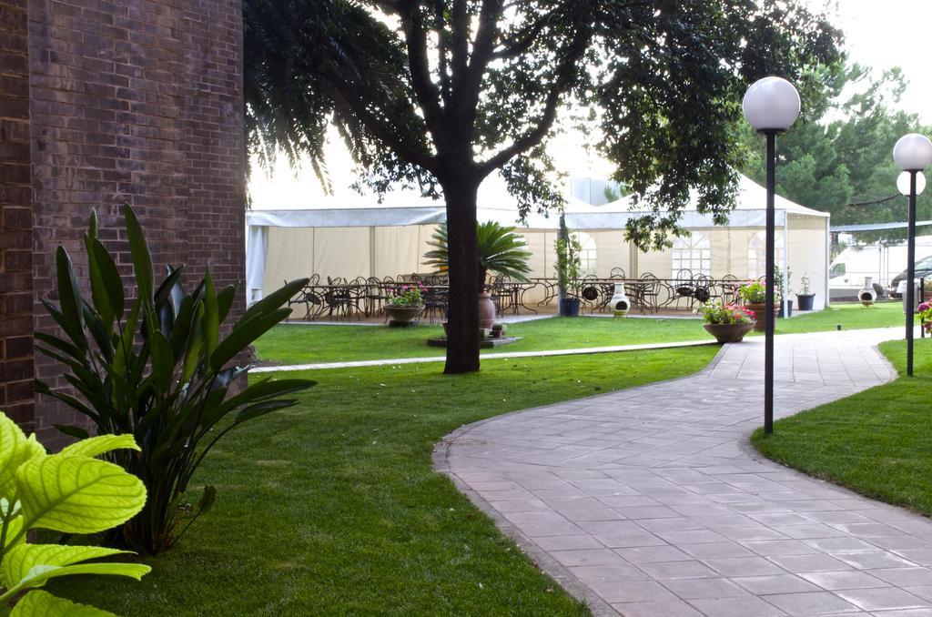 Hotel Marini Sassari Luaran gambar