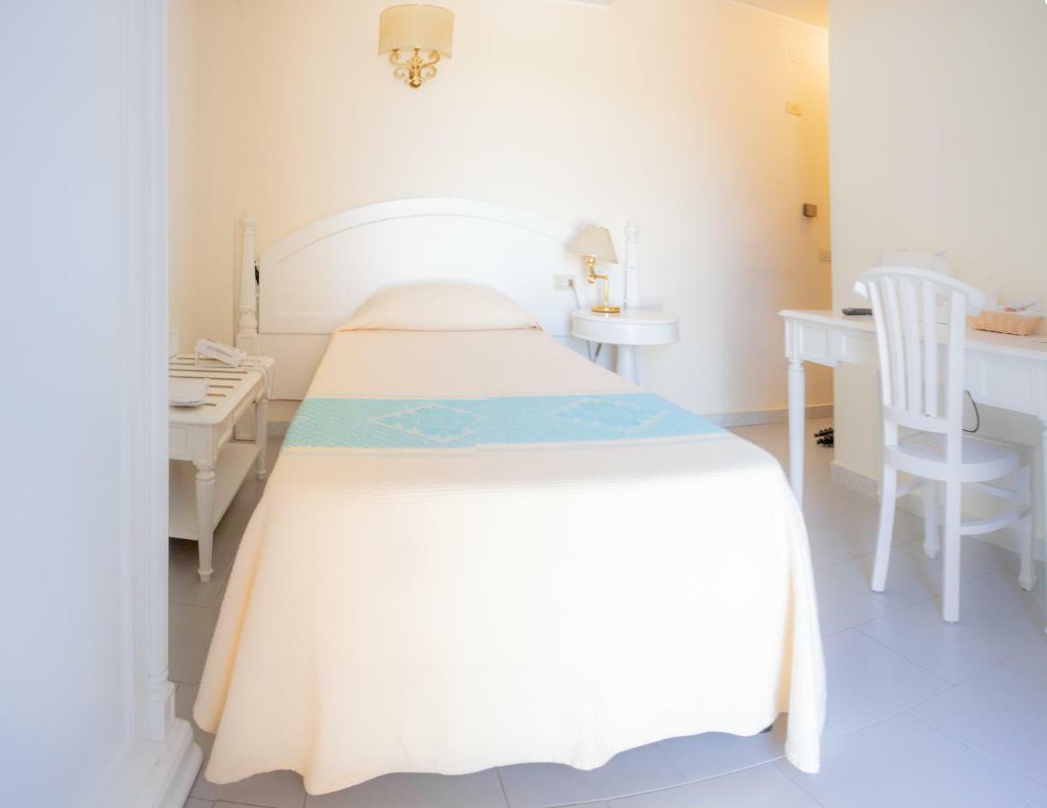 Hotel Marini Sassari Luaran gambar