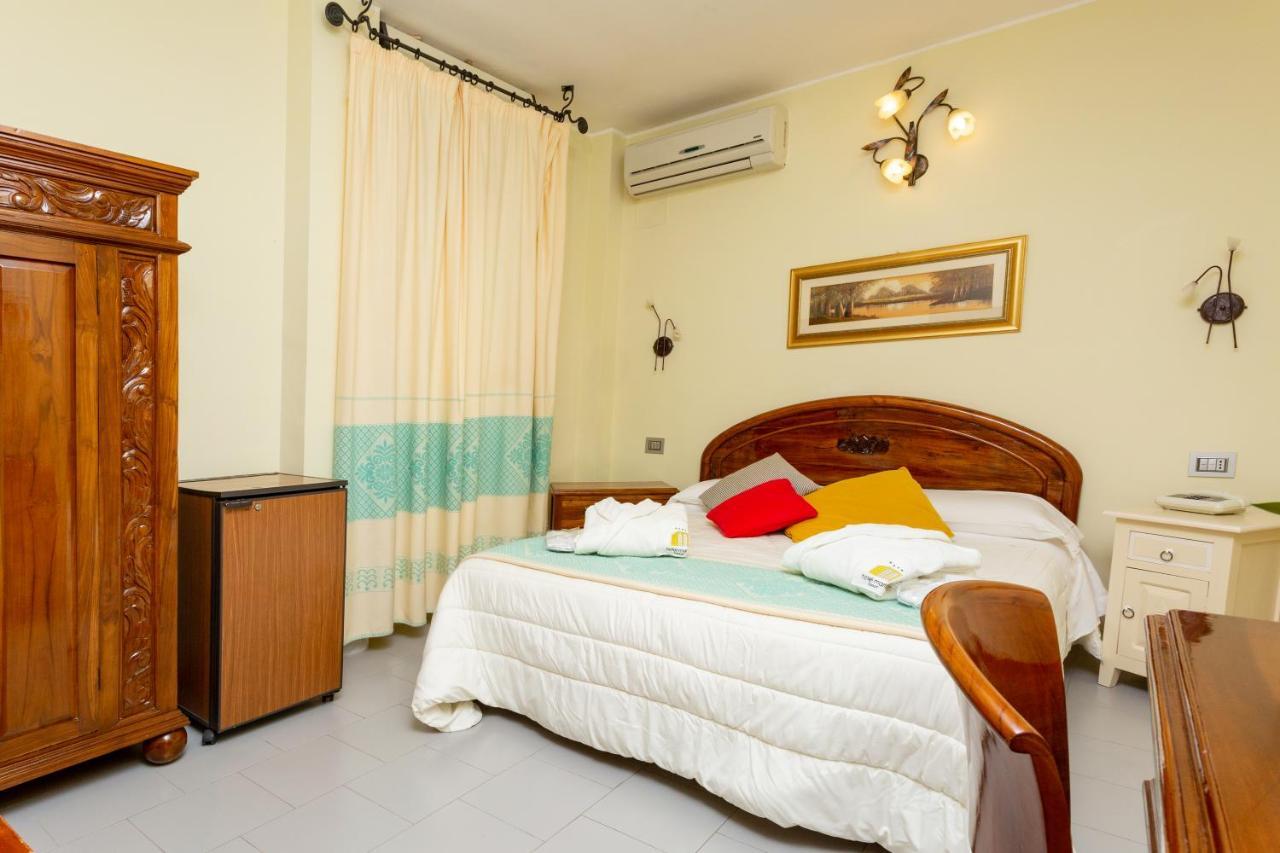 Hotel Marini Sassari Luaran gambar